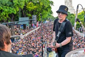 SAN SILVESTRE PARANOICA: 9 mil almas en la última del año